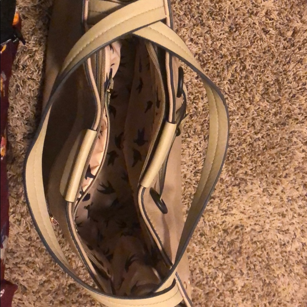 Purse - Picture 3 of 3